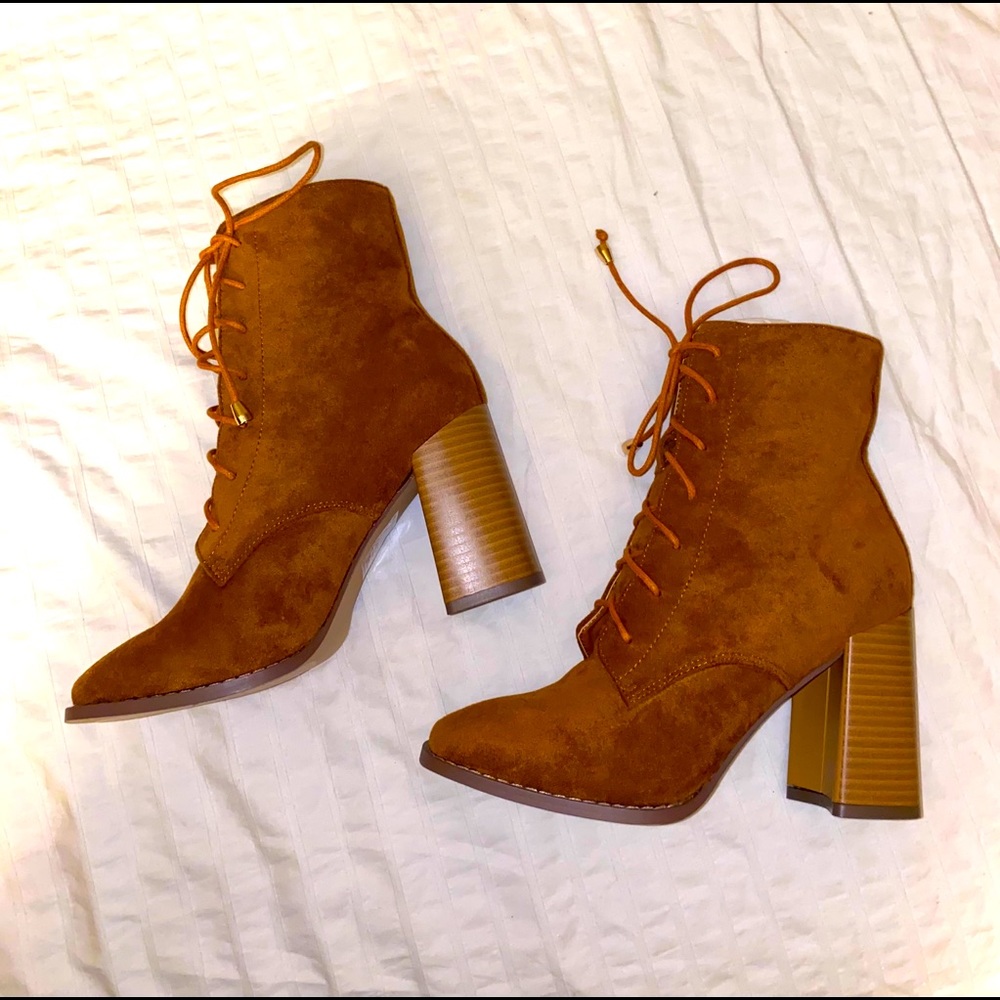 Ankle boots with heel